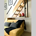 Charming studio Michel Lecomte Paris 75003